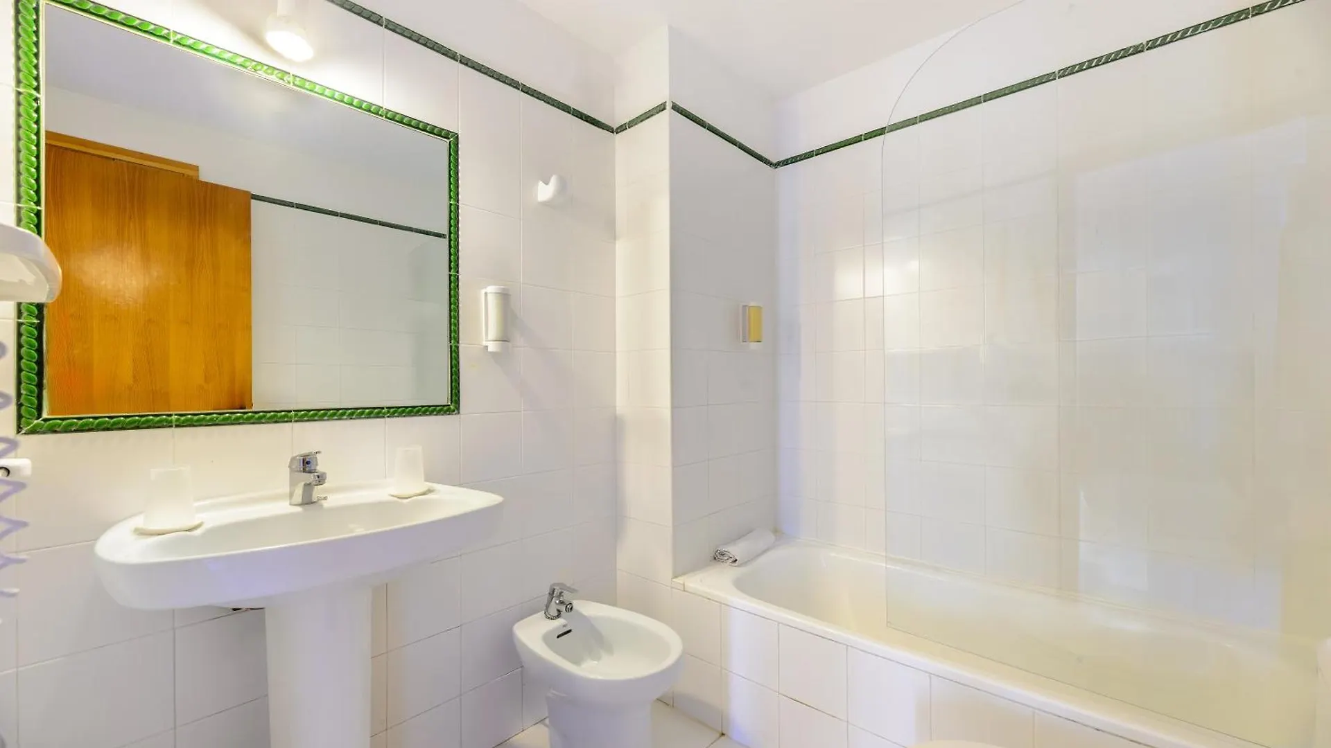 Vibra Blanc Cottage Apartmentos - 3Sup Sa Caleta Espanha