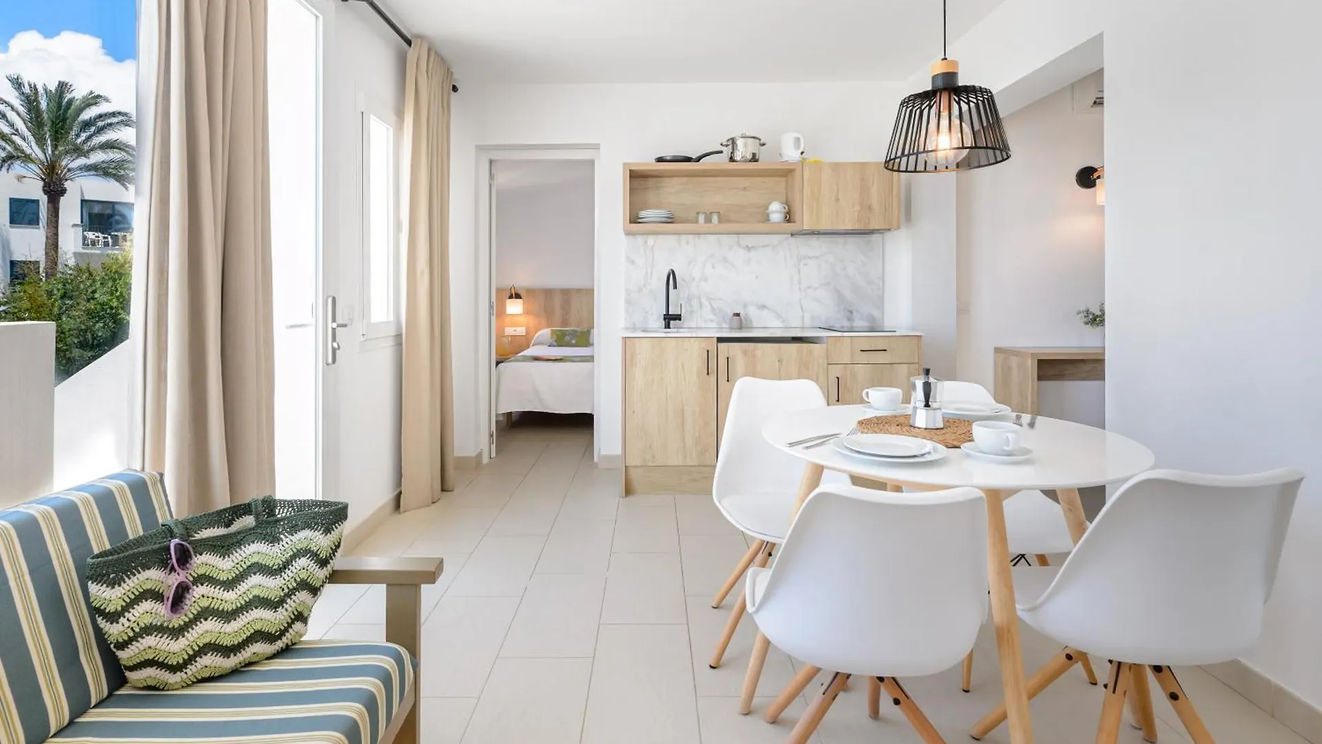 *** Lägenhetshotell Vibra Blanc Cottage Apartmentos - 3Sup Sa Caleta Spanien
